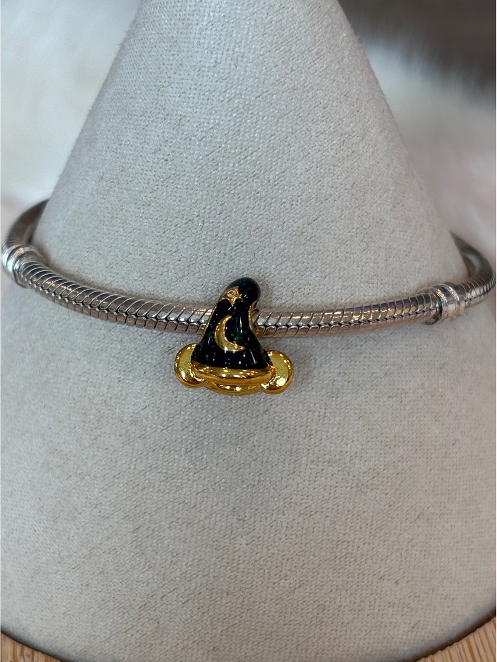 Pandora Disney Mickey Mouse Sorcerer's Hat Charm